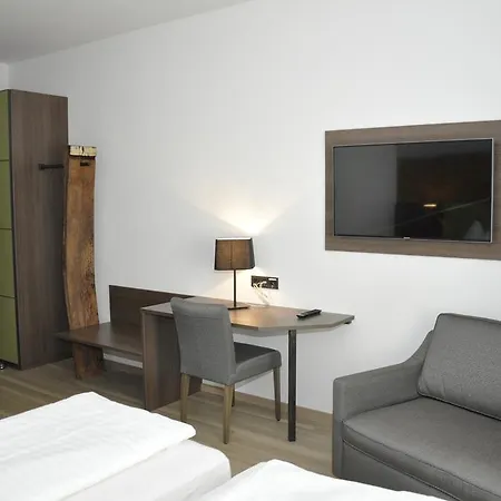 Brauhaus Falkenstein Bed & Breakfast 3*